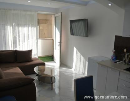 Apartment Blue Adriatic Budva, privatni smeštaj u mestu Budva, Crna Gora - 7C36FB88F7B24B70926D39B0D30B9BD1